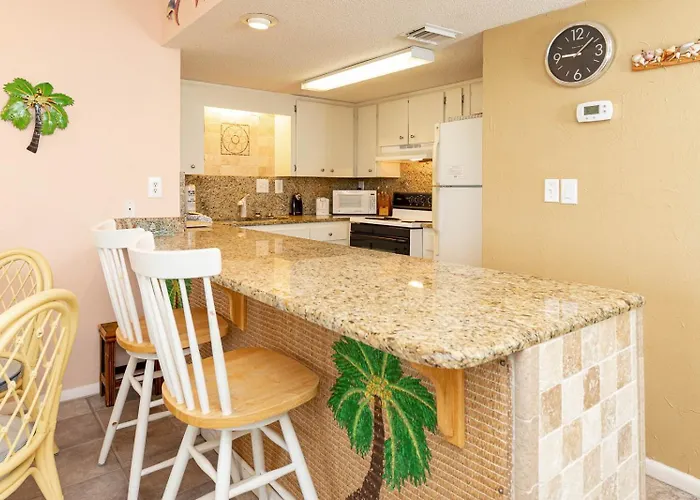 Island Winds West 178 Apartment