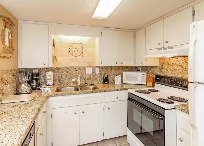Island Winds West 178 Apartment