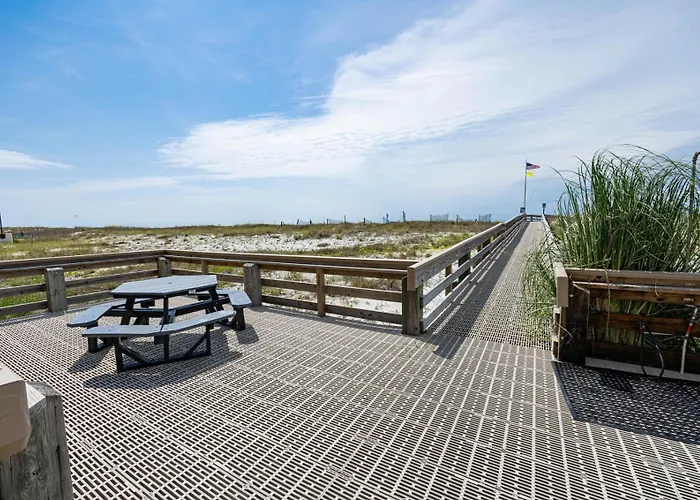 Apartment Island Winds West 178